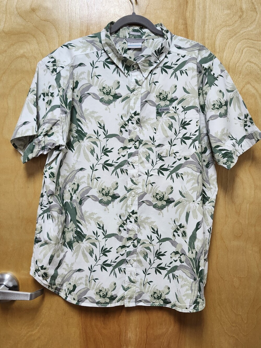 Columbia Rapid Rivers Size XL Shirt Short sleeve Leaf Floral prinrt Green White